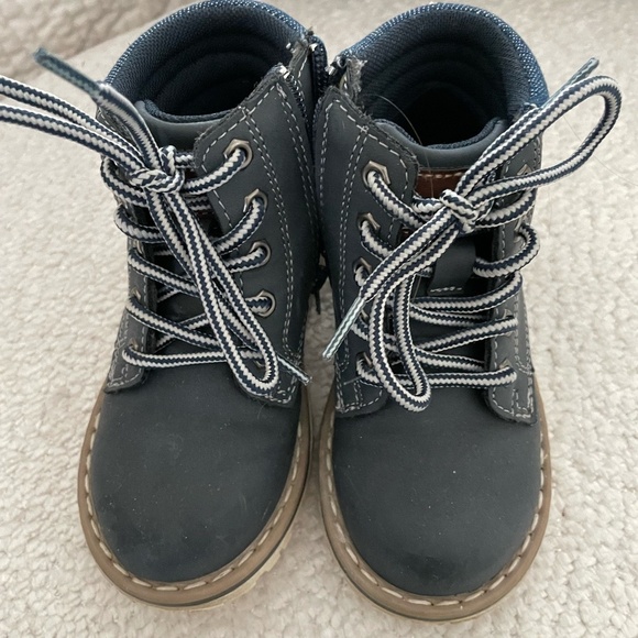 APAKOWA STREET CULTURE NEW TREN BLUE KIDS BOOTS SIZE 25 (8.5) - Picture 4 of 7